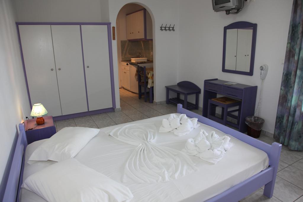 Deep Blue Studios Логарас Номер фото